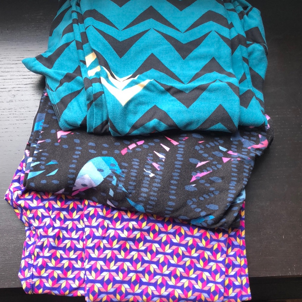 LuLaRoe Tall & Curvy leggings lot of 3